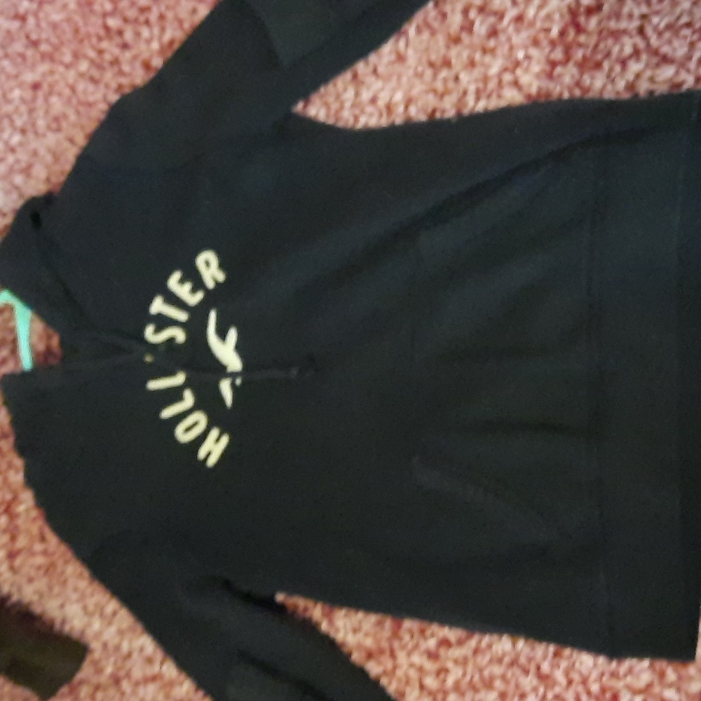 Hollister hoodie size large navy blue.